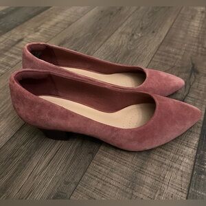 Clarks Shoes Womens Teresa Collection Pink Suede Pumps Size 7.5